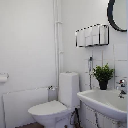 Spacious 4-room In Center Apartman *
